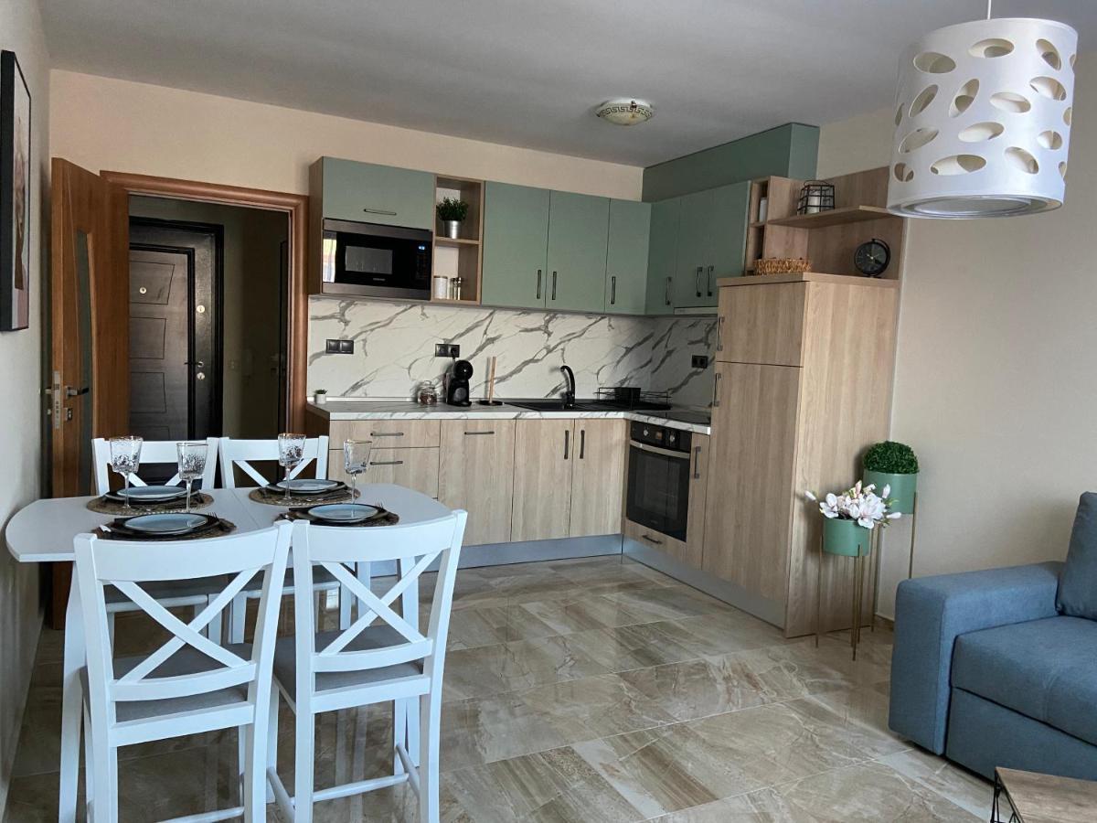 Beach Residence Поморие Экстерьер фото