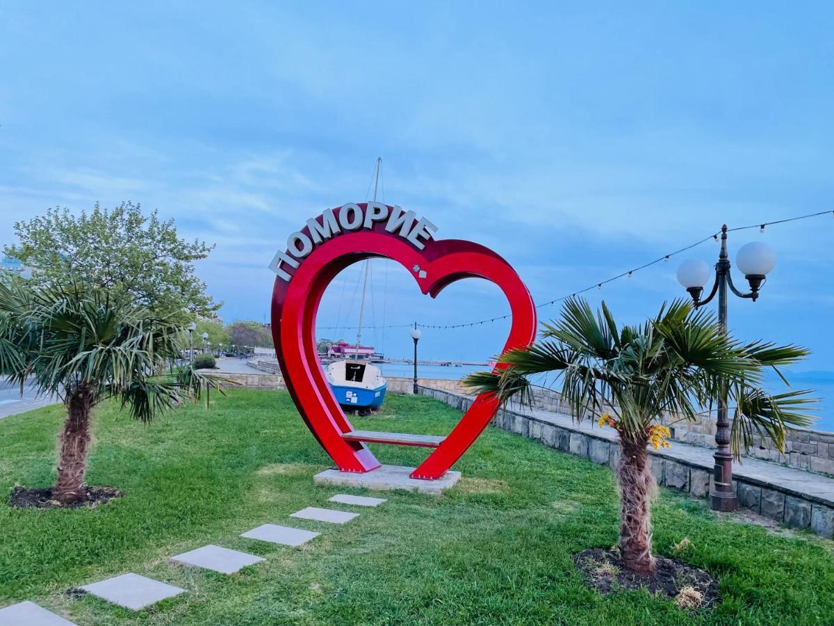 Beach Residence Поморие Экстерьер фото